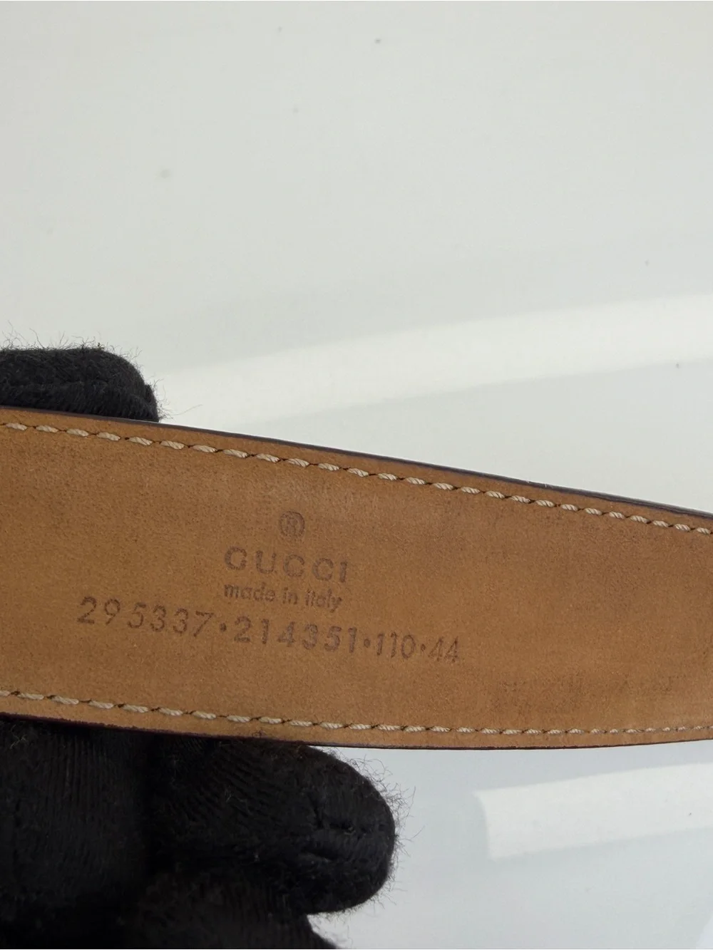 Gucci Mens Leather Trademark Logo Belt 295337 110/44”